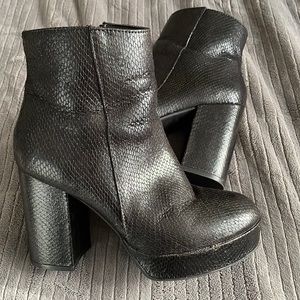 High heel booties